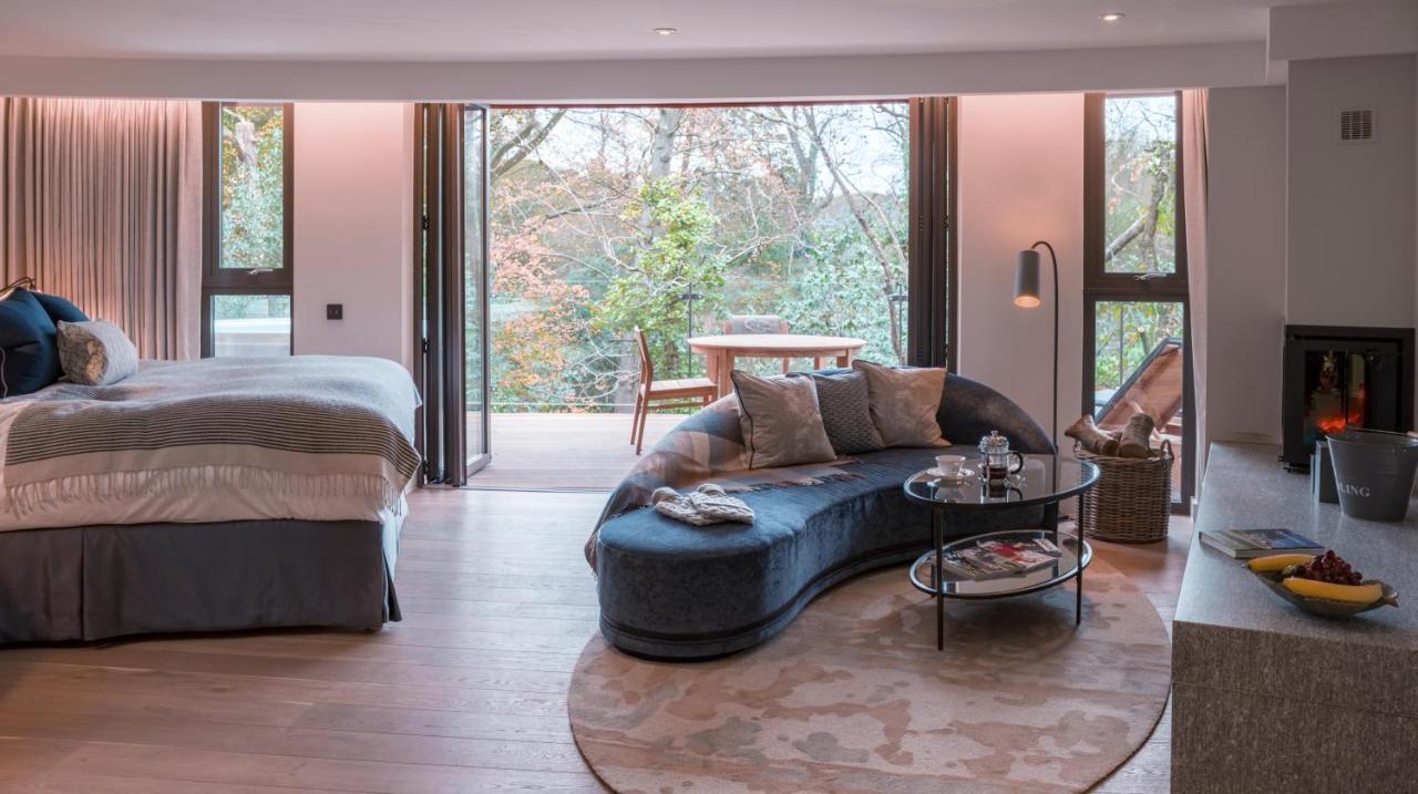 Chewton Glen Hotel - An Iconic Luxury Hotel New Milton Exterior foto