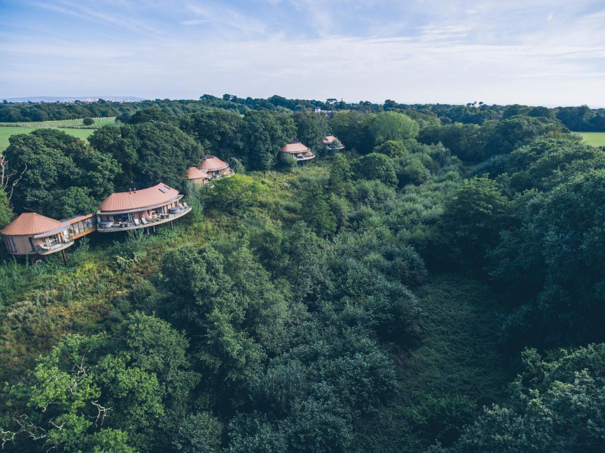 Chewton Glen Hotel - An Iconic Luxury Hotel New Milton Exterior foto