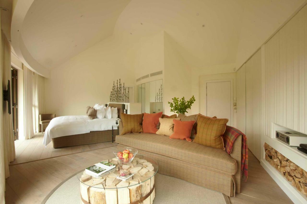 Chewton Glen Hotel - An Iconic Luxury Hotel New Milton Exterior foto